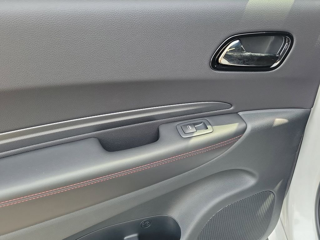 New 2026 White Knuckle Clear-Coat Exterior Paint Dodge GT image 13