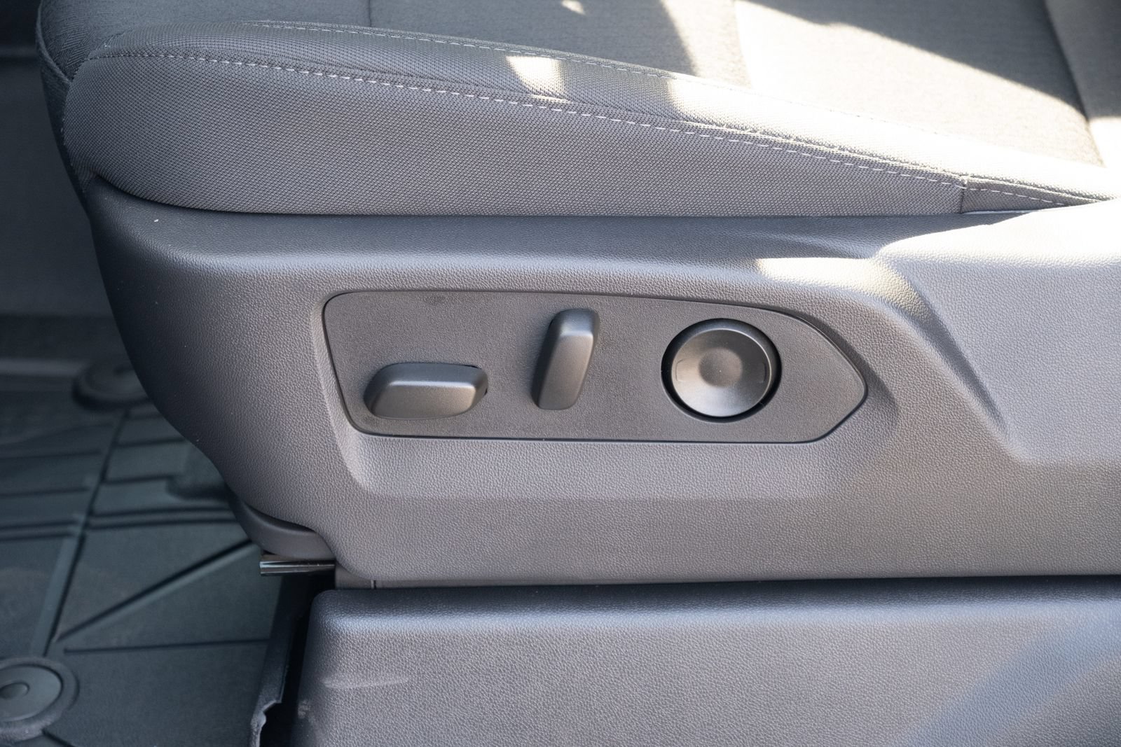 2026 Chevrolet Silverado 1500 LT - Photo 12