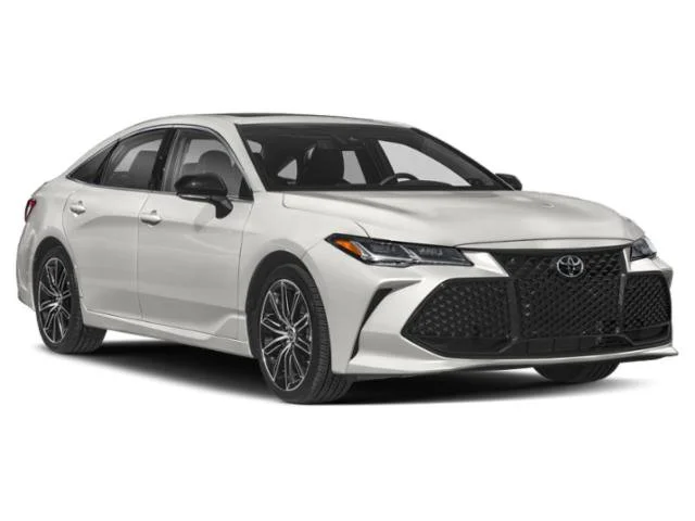Used 2019 Wind Chill Pearl Toyota Touring image 9