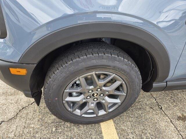 New 2026 Azure Gray Metallic Tri-Coat Ford Big Bend® image 11