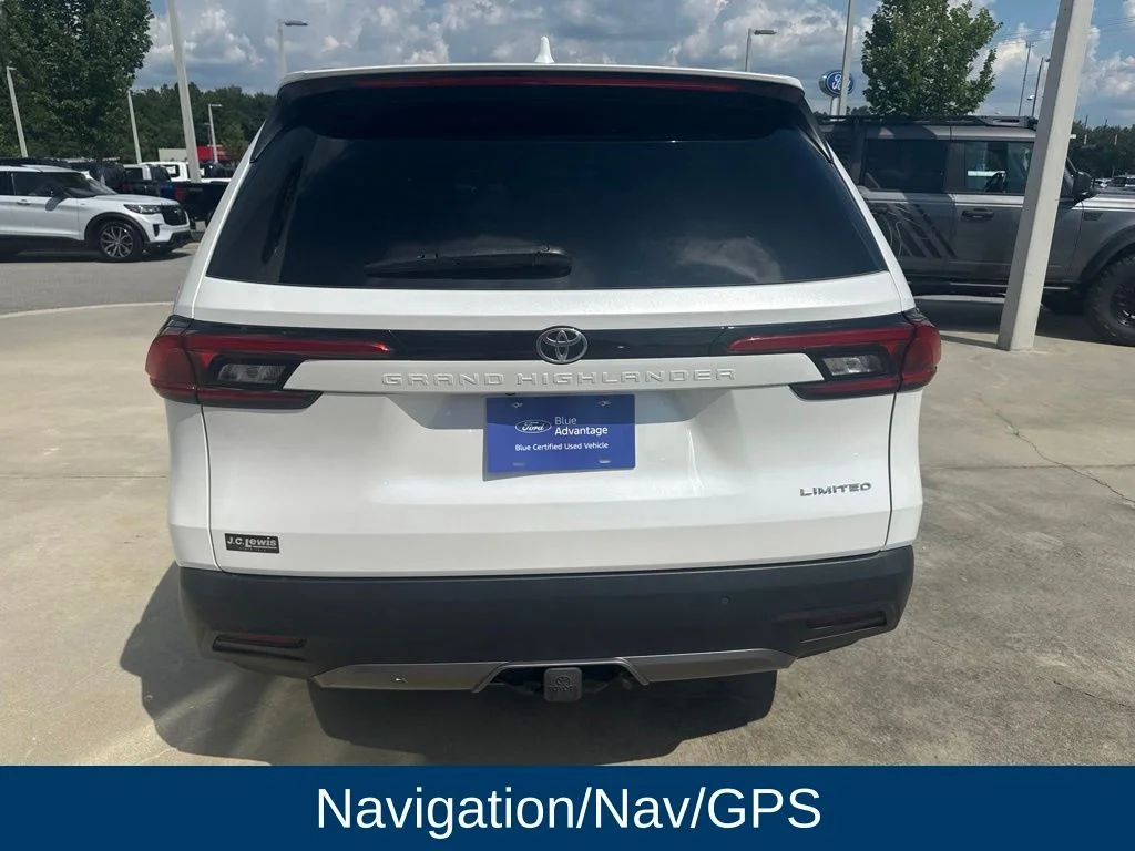Certified Used 2024 Wind Chill Pearl Toyota Limited image 6