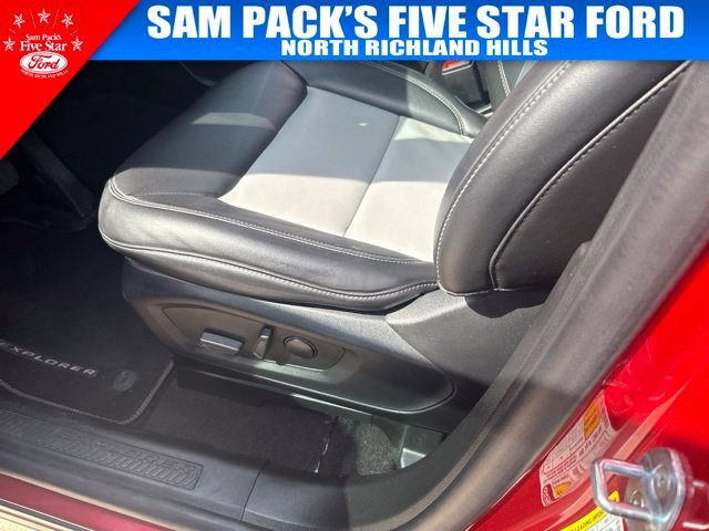 Used 2023 Red Ford XLT image 9