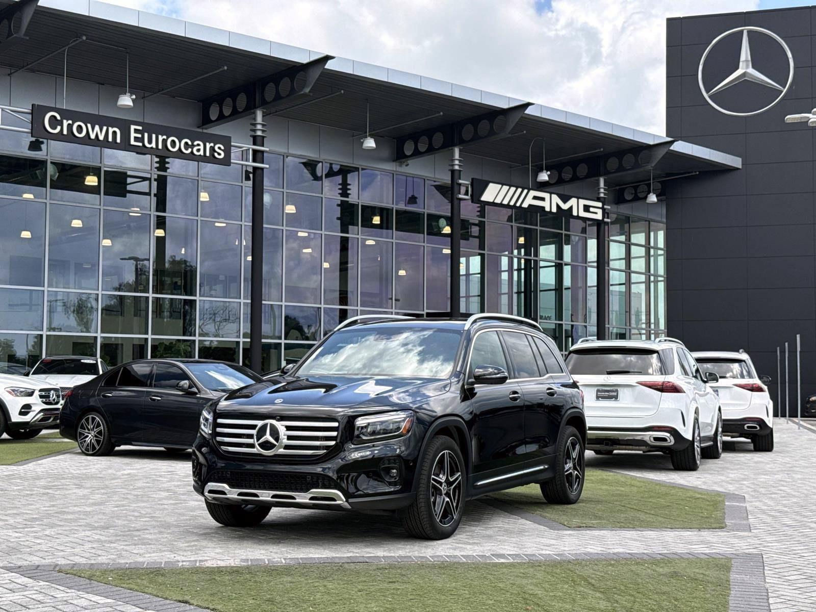 2026 Mercedes-Benz GLB 250