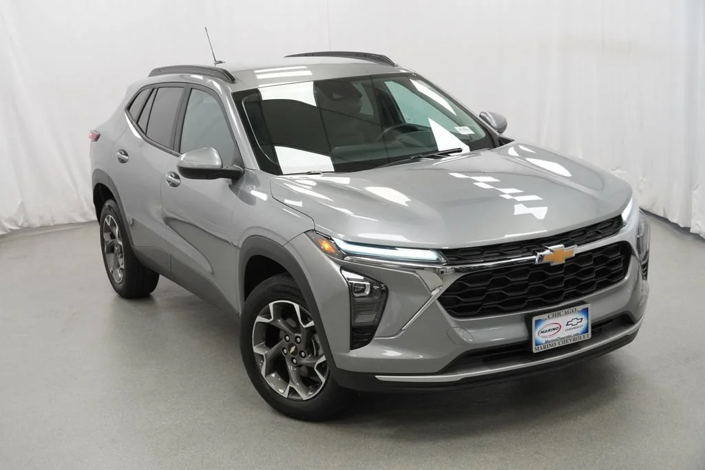 Used 2024 Sterling Gray Metallic Chevrolet LT image 35