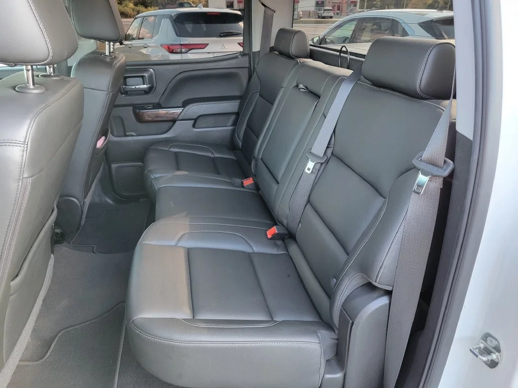 Used 2018 SUMMIT WHITE GMC SLT image 15
