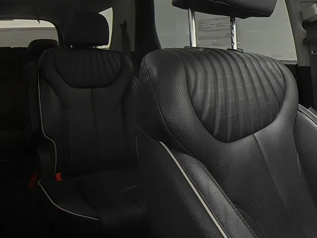 Used 2023 Black Hyundai Limited image 33