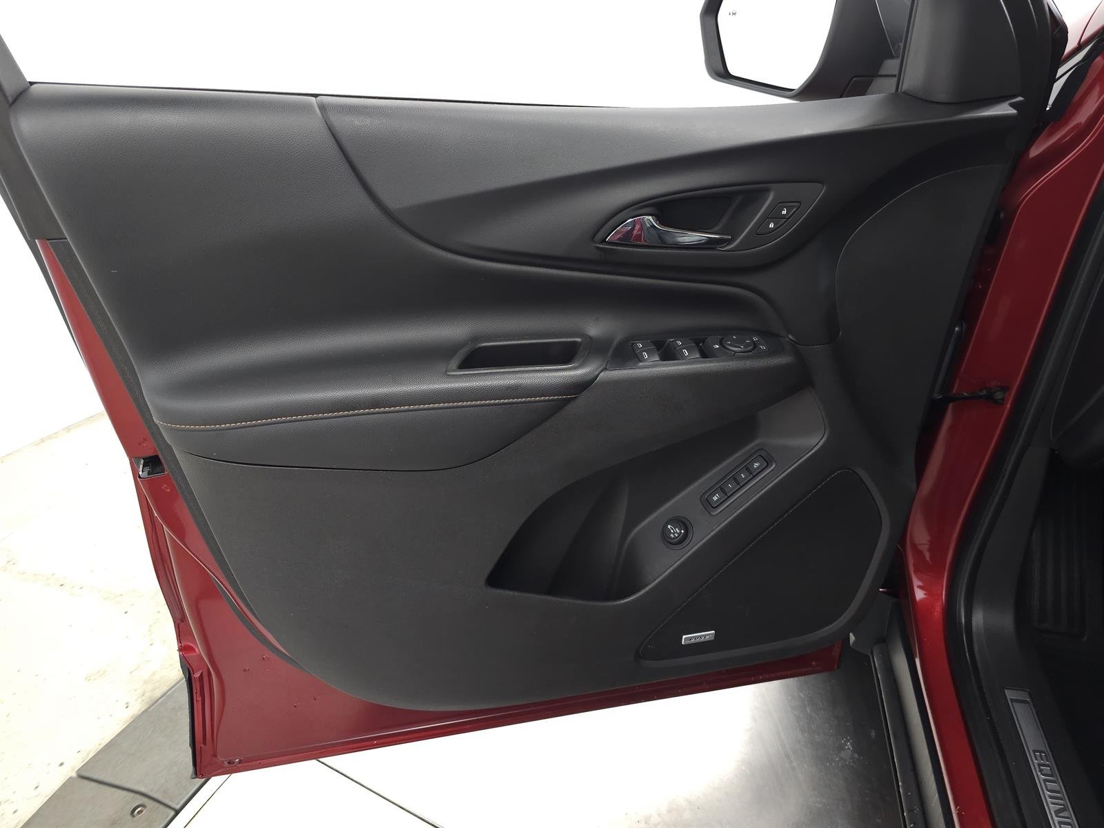 Used 2019 Red Chevrolet Premier image 15