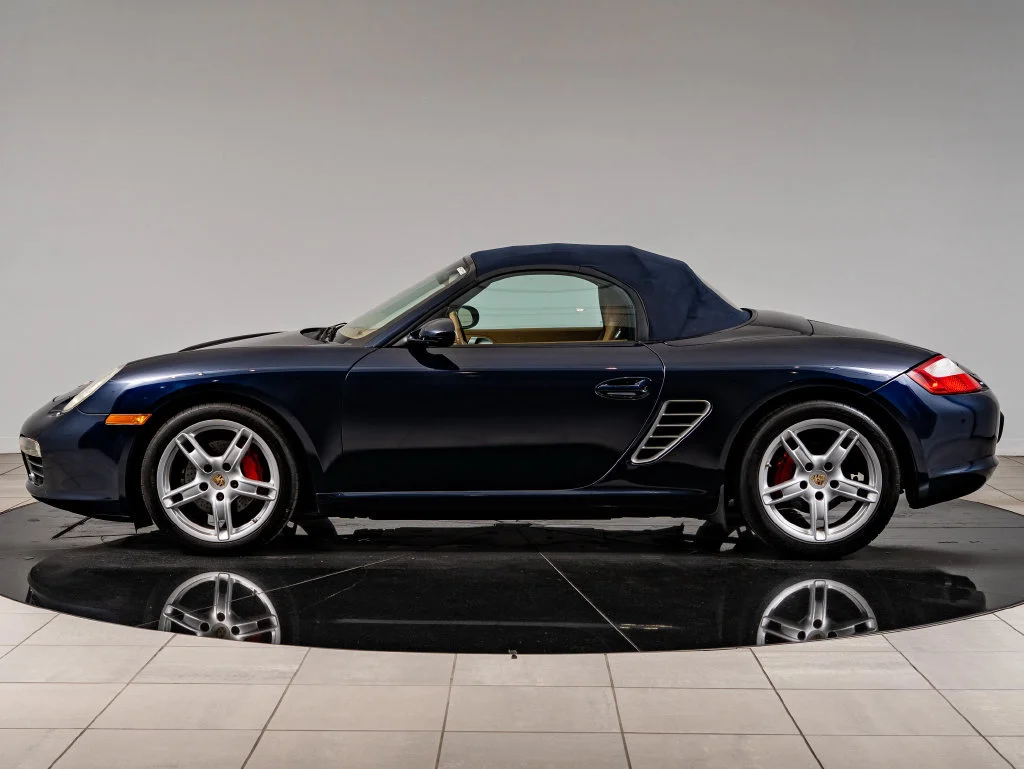 Used 2007 Midnight Blue Porsche S image 2