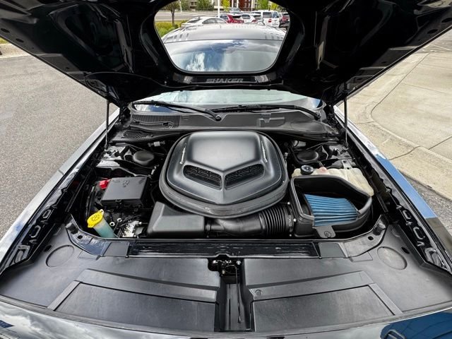 Used 2017 Pitch Black Clearcoat Dodge R/T Shaker image 27