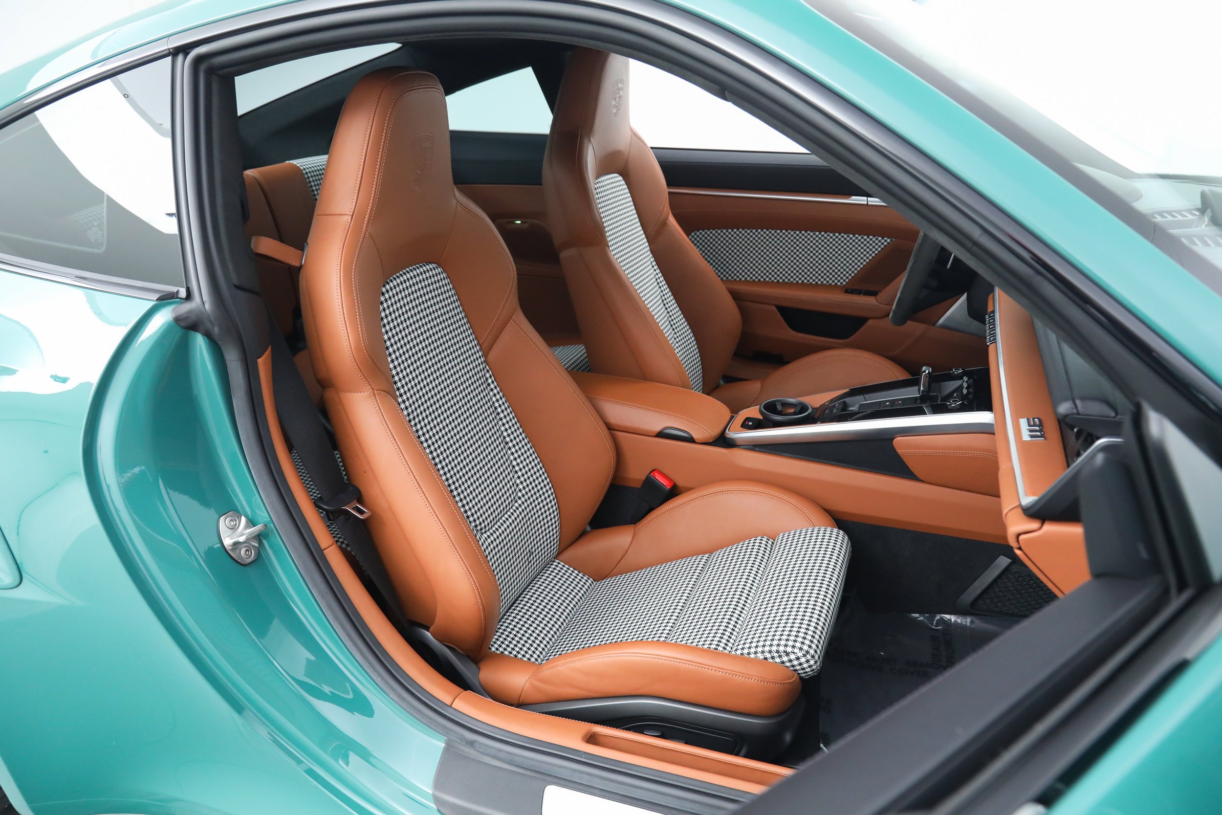 Used 2023 Green Porsche Turbo S Coupe image 17