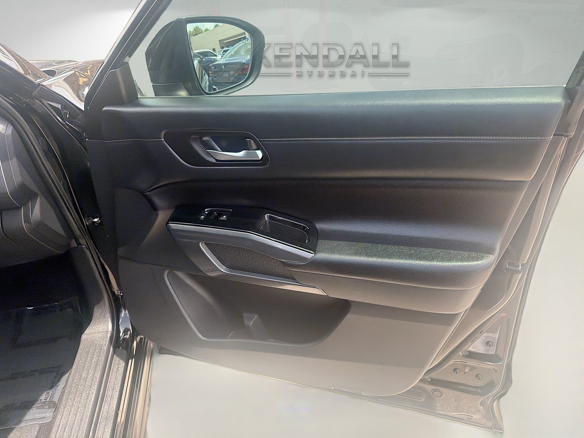 Used 2024 Super Black Nissan SL image 31