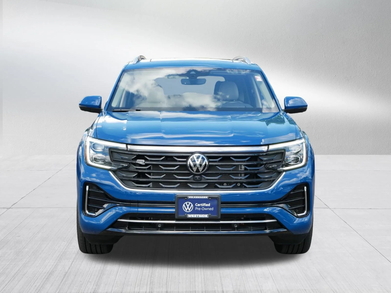 Used 2025 Mountain Lake Blue Metallic Volkswagen 2.0T SEL Premium R-Line image 2