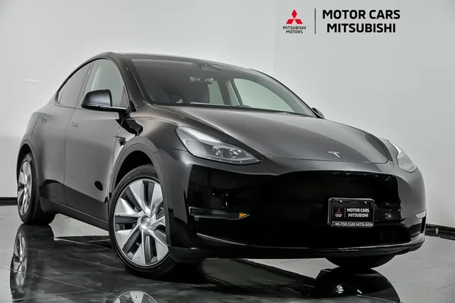 2023 Tesla Model Y Long Range