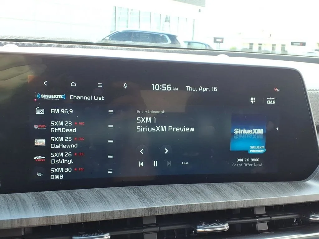 2025 Kia Telluride SX - Photo 15