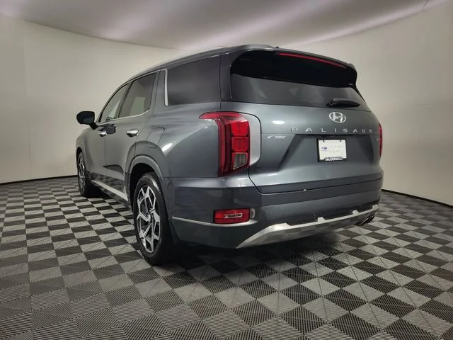 Used 2022 Gray Hyundai Calligraphy image 3