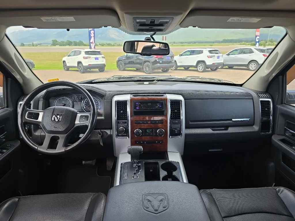Used 2009 Gray Dodge LARAMIE image 19
