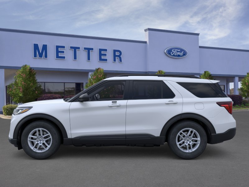 New 2026 Space White Metallic Ford Active image 4