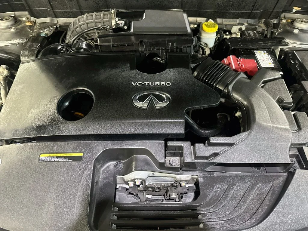 Certified Used 2023 Gray INFINITI LUXE image 31