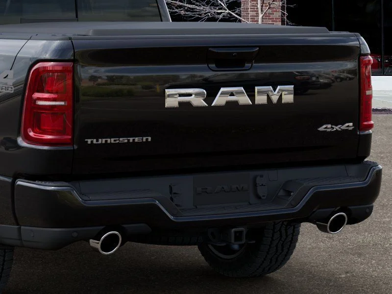 New 2026 Diamond Black Crystal Pearl-Coat Exterior Paint RAM Tungsten image 13