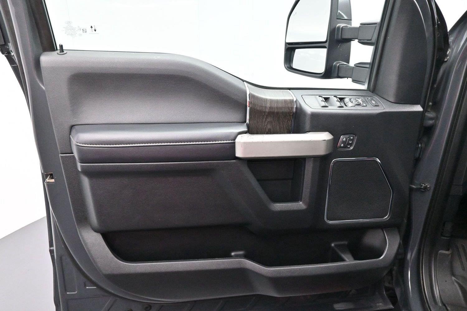 Used 2021 Lithium Gray Ford Lariat image 10