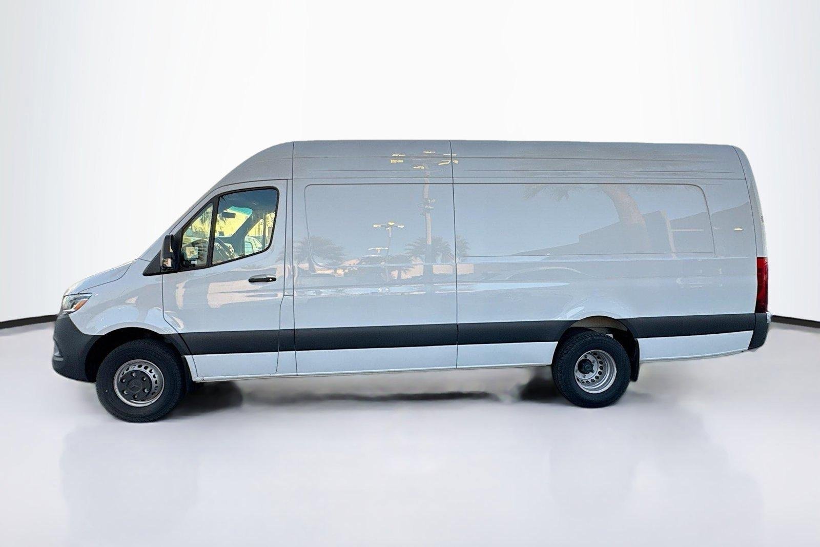 New 2026 Arctic White Mercedes-Benz  image 8