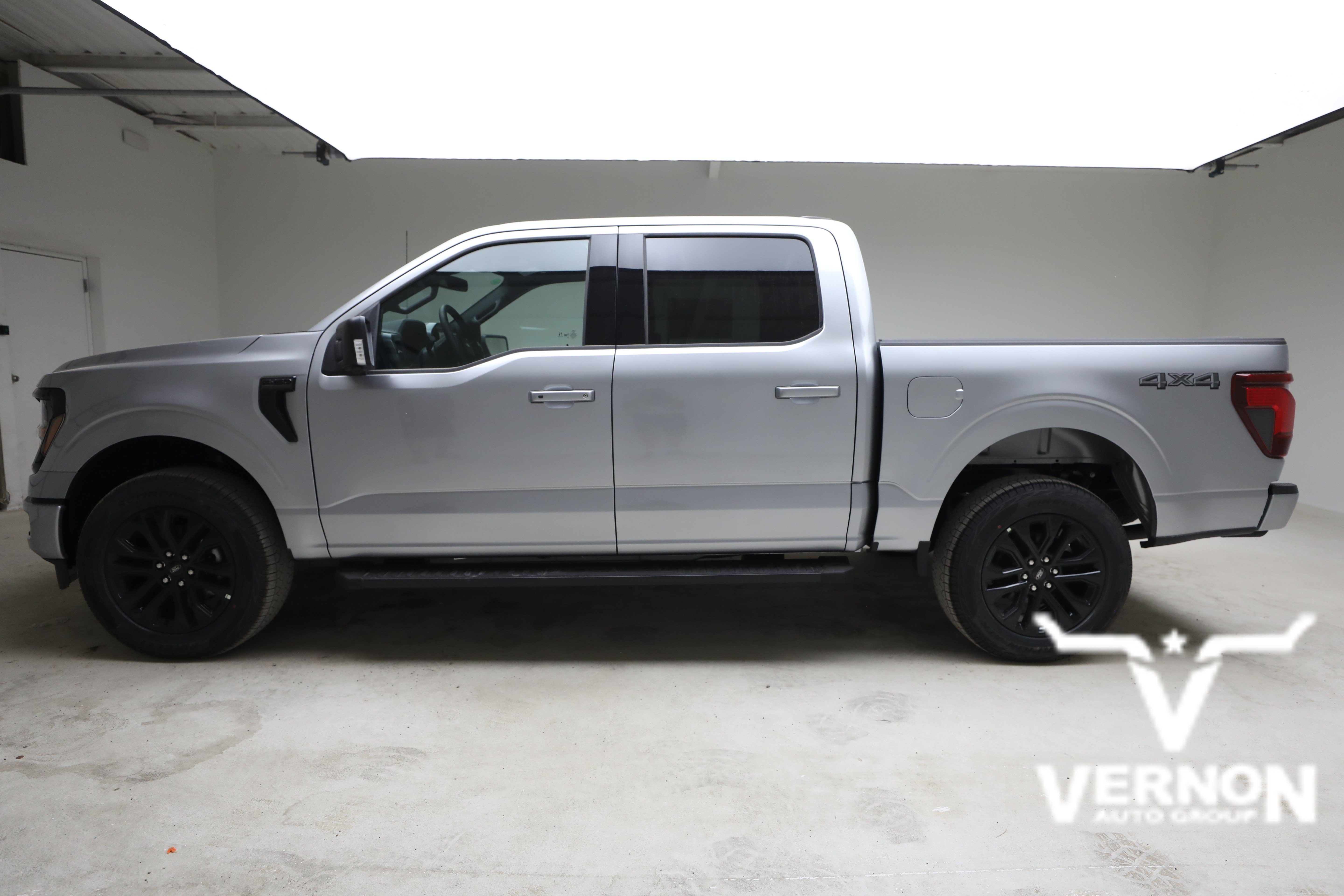 New 2026 Iconic Silver Metallic Ford  image 2