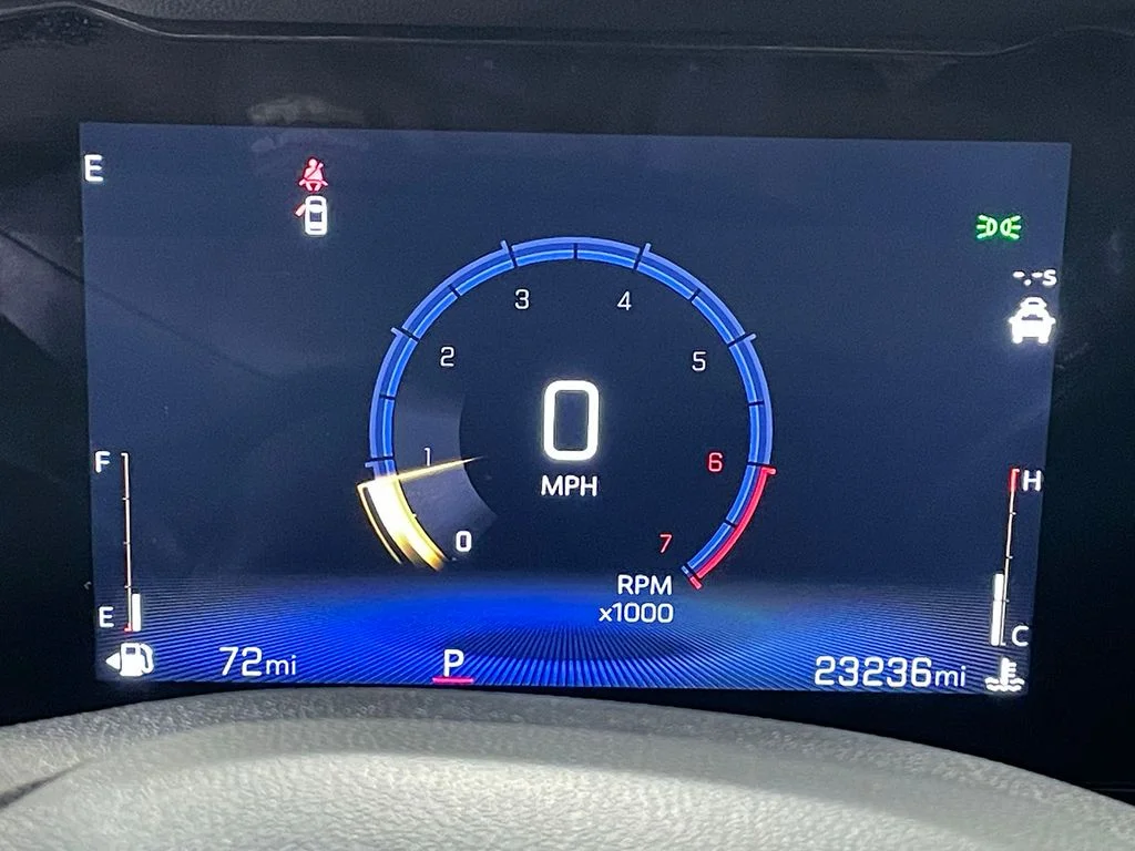 Used 2025 Gray Chevrolet LT image 28