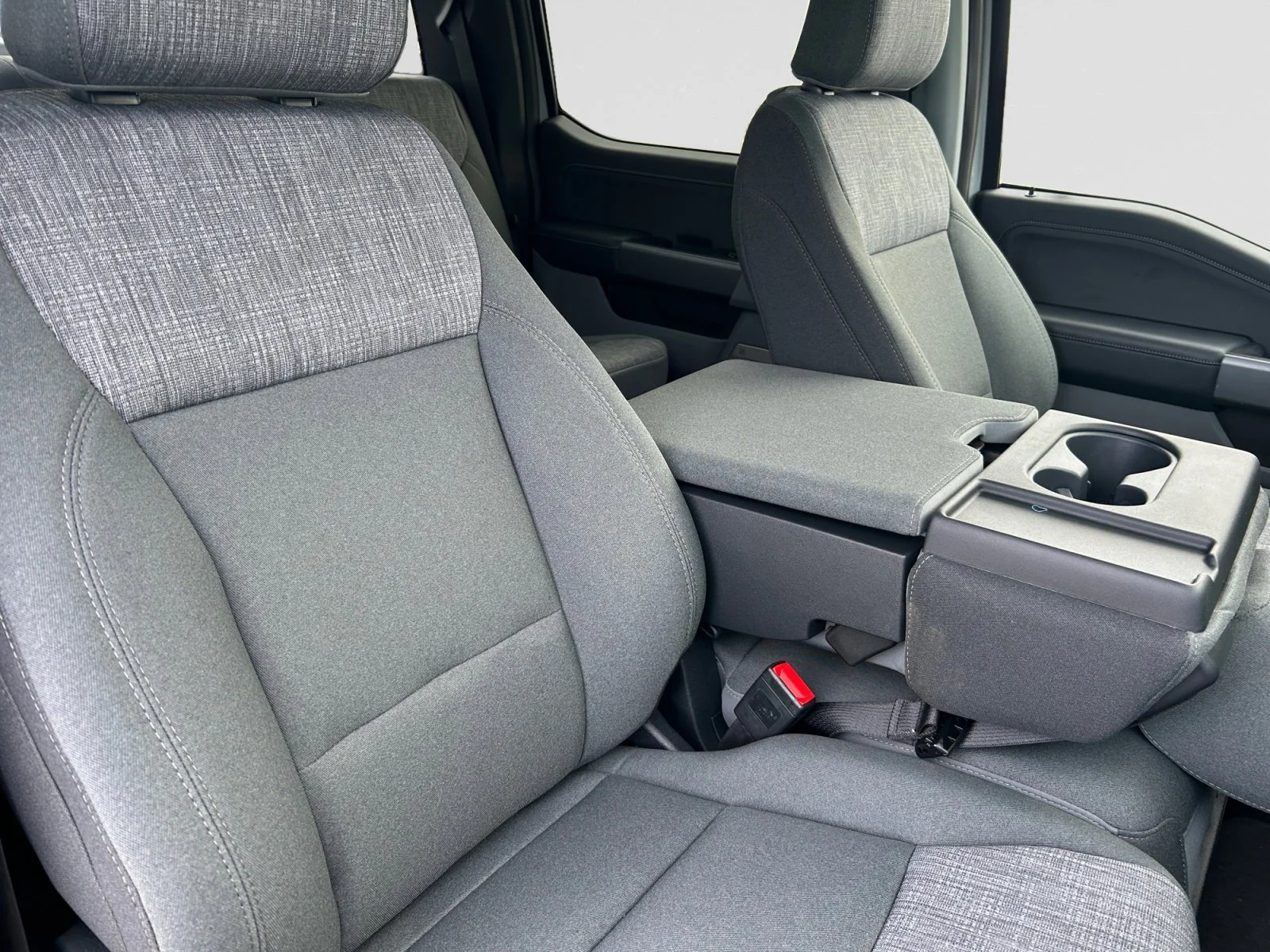 New 2026 Avalanche Ford XLT image 12