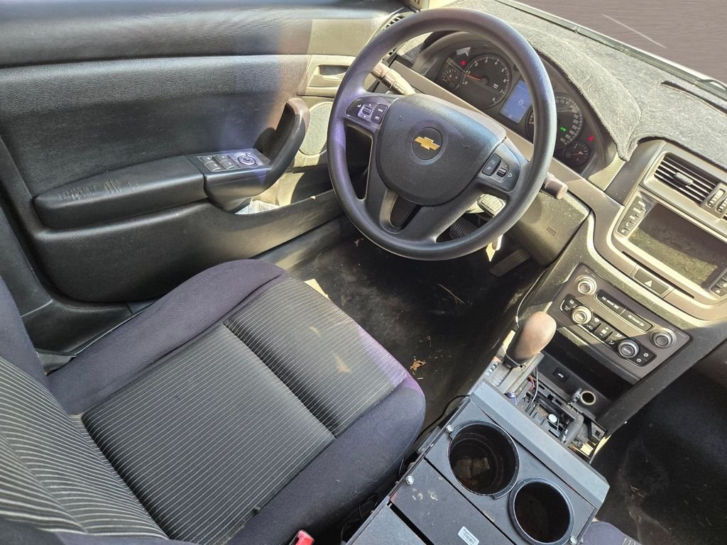 Used 2013 White Chevrolet Police image 19