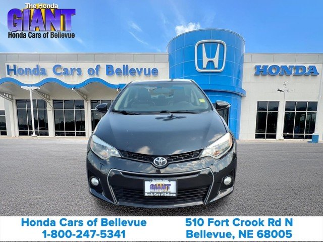 Used 2016 Black Sand Pearl Toyota S image 2