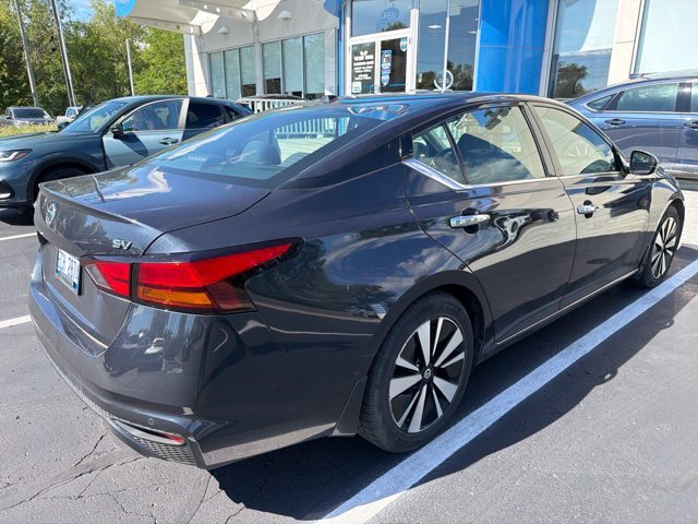 Used 2019 Storm Blue Metallic Nissan 2.5 SV image 2