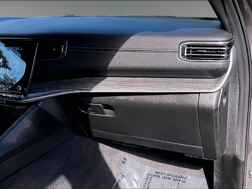 Used 2024 Baltic Gray Metallic Clearcoat Jeep Series II image 13