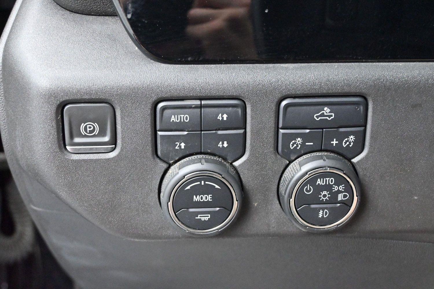 Used 2022 Black Chevrolet LT Trail Boss image 25