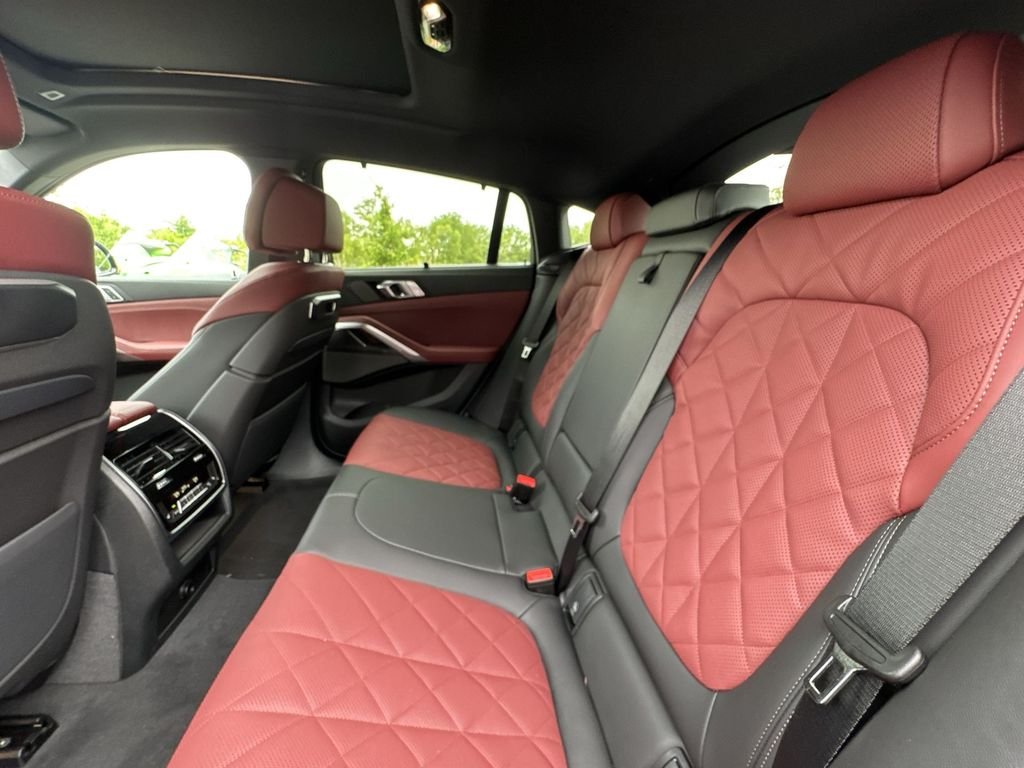 New 2027 Brooklyn Grey Metallic BMW M60i image 25
