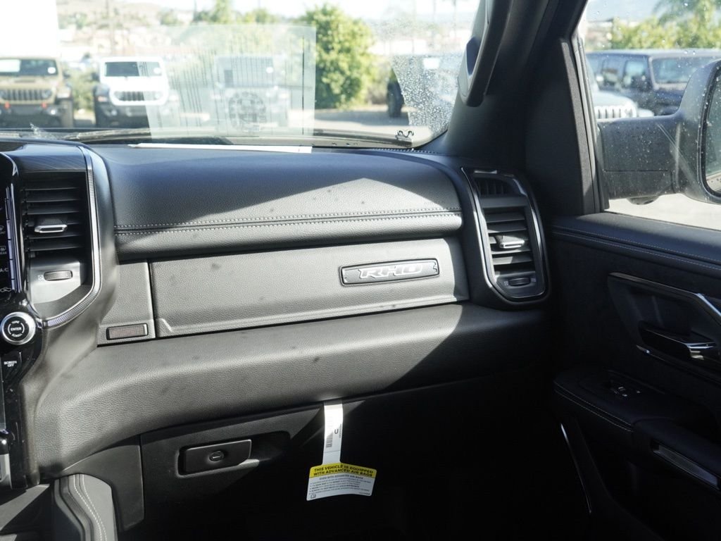 New 2026 Diamond Black Crystal Pearl-Coat Exterior Paint RAM RHO image 26