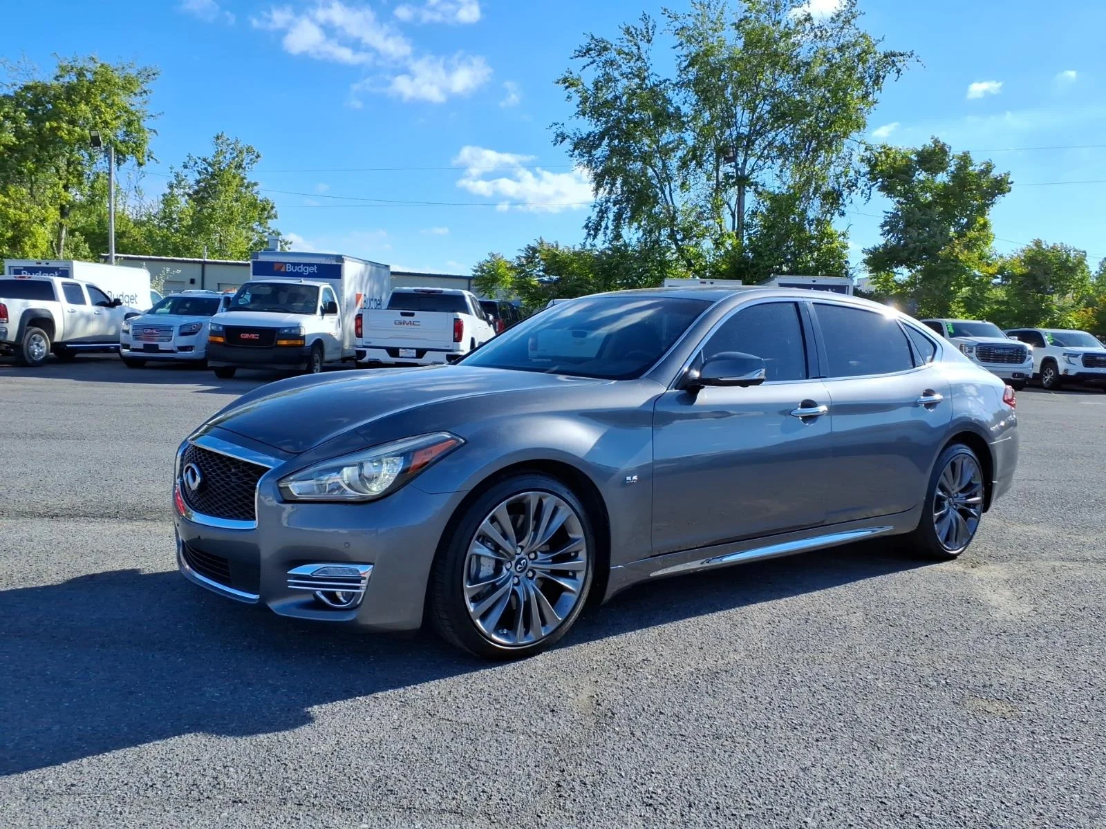 2016 INFINITI Q70L 5.6 L's photo