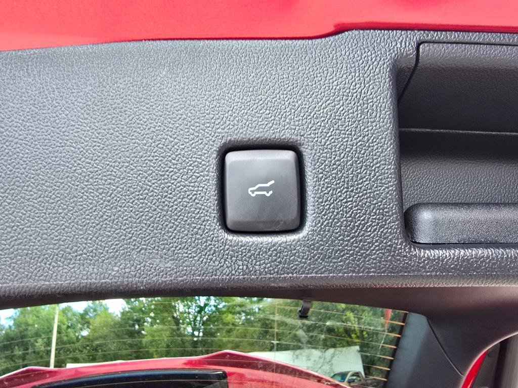 Used 2024 Red Metallic Ford ST-Line image 10