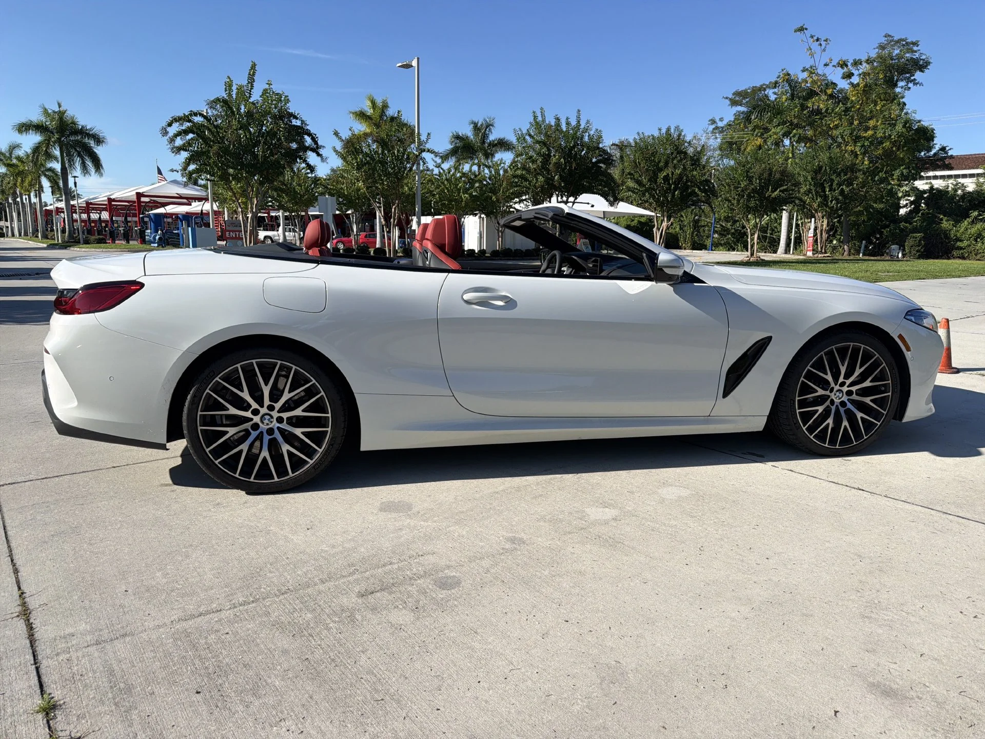 Used 2026 Alpine White BMW 840i image 33