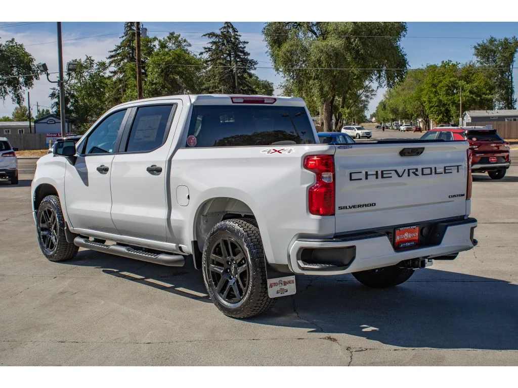 New 2026 Summit White Chevrolet Custom image 6