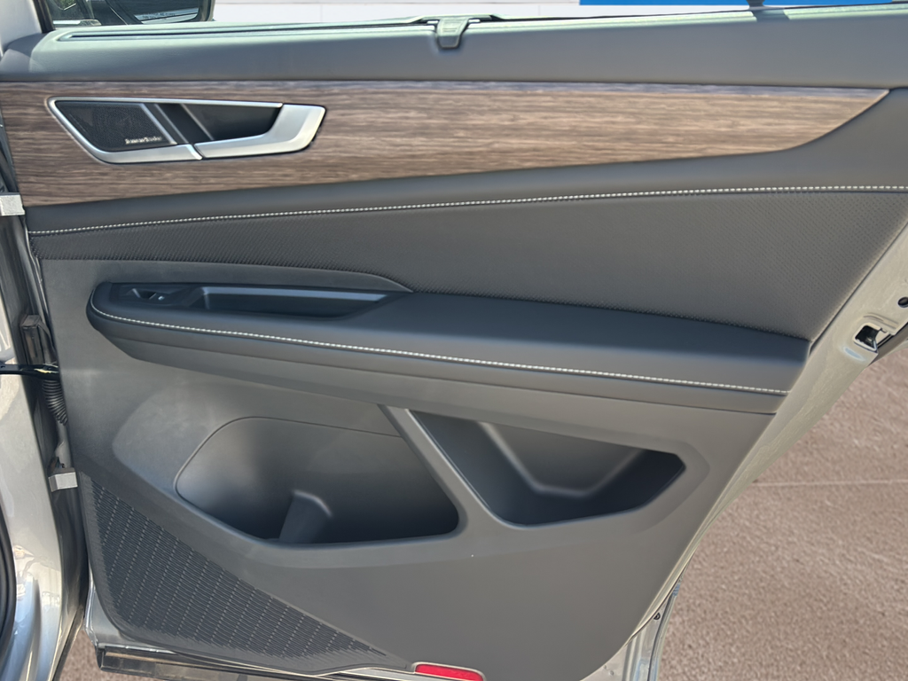 2026 Volkswagen Atlas SEL Premium R-Line - Photo 12