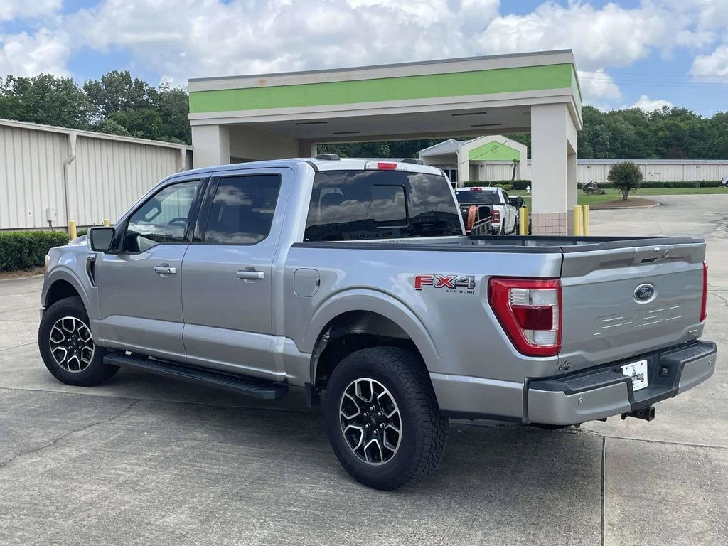 Certified Used 2022 Silver Ford Lariat image 5