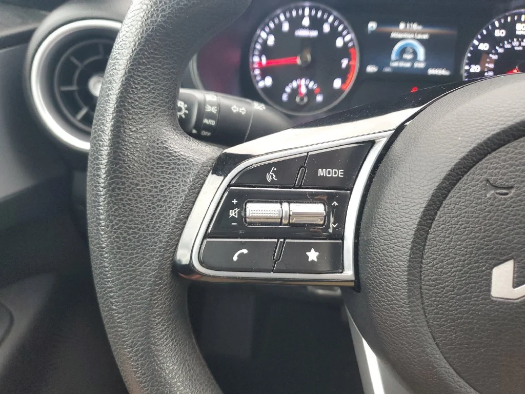 Used 2023 Orange Kia LXS image 19