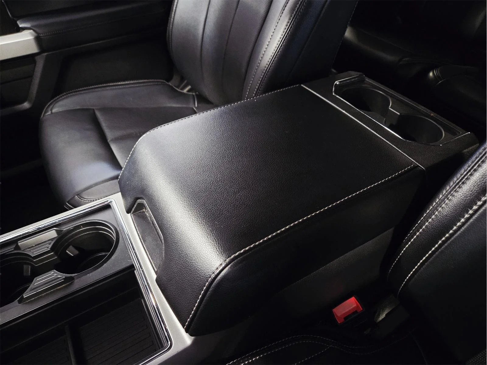Used 2020 Agate Black Ford Lariat image 31