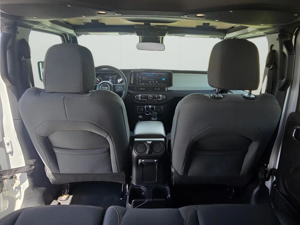 Used 2025 Bright White Clearcoat Jeep Sport S image 9