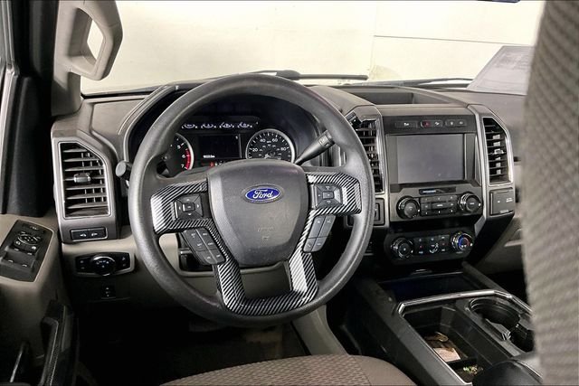 Used 2020 Black Ford XLT image 3