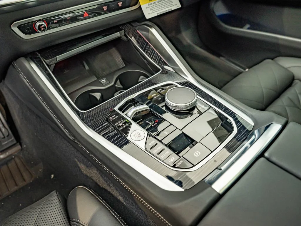 New 2027 Gray Metallic BMW xDrive40i image 27