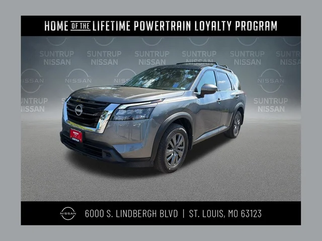 2025 Nissan Pathfinder SV