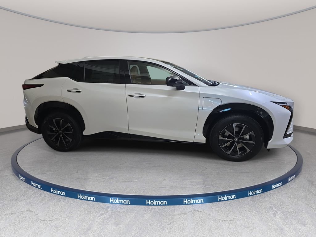 New 2026 Oxygen White Lexus PREMIUM AWD image 4