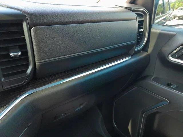 Used 2024 Lakeshore Blue Metallic Chevrolet LT image 34