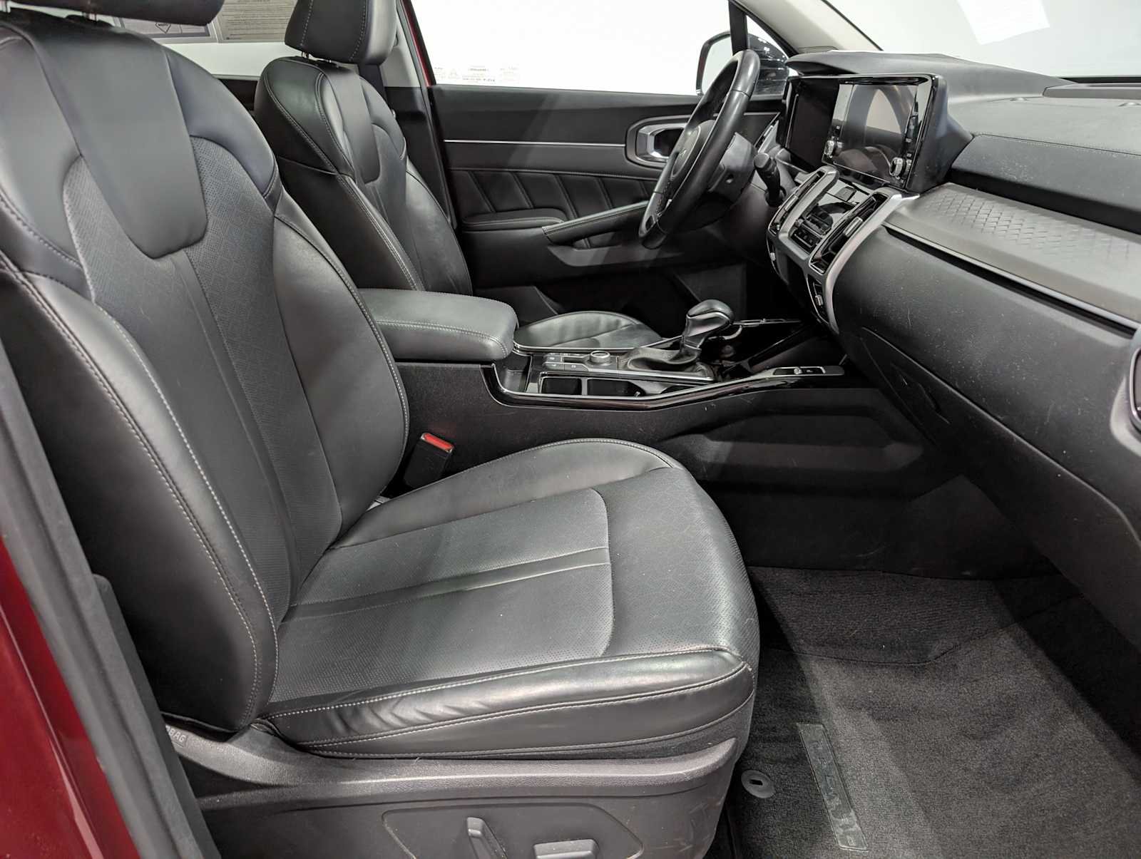 Used 2022 RED Kia SX image 43